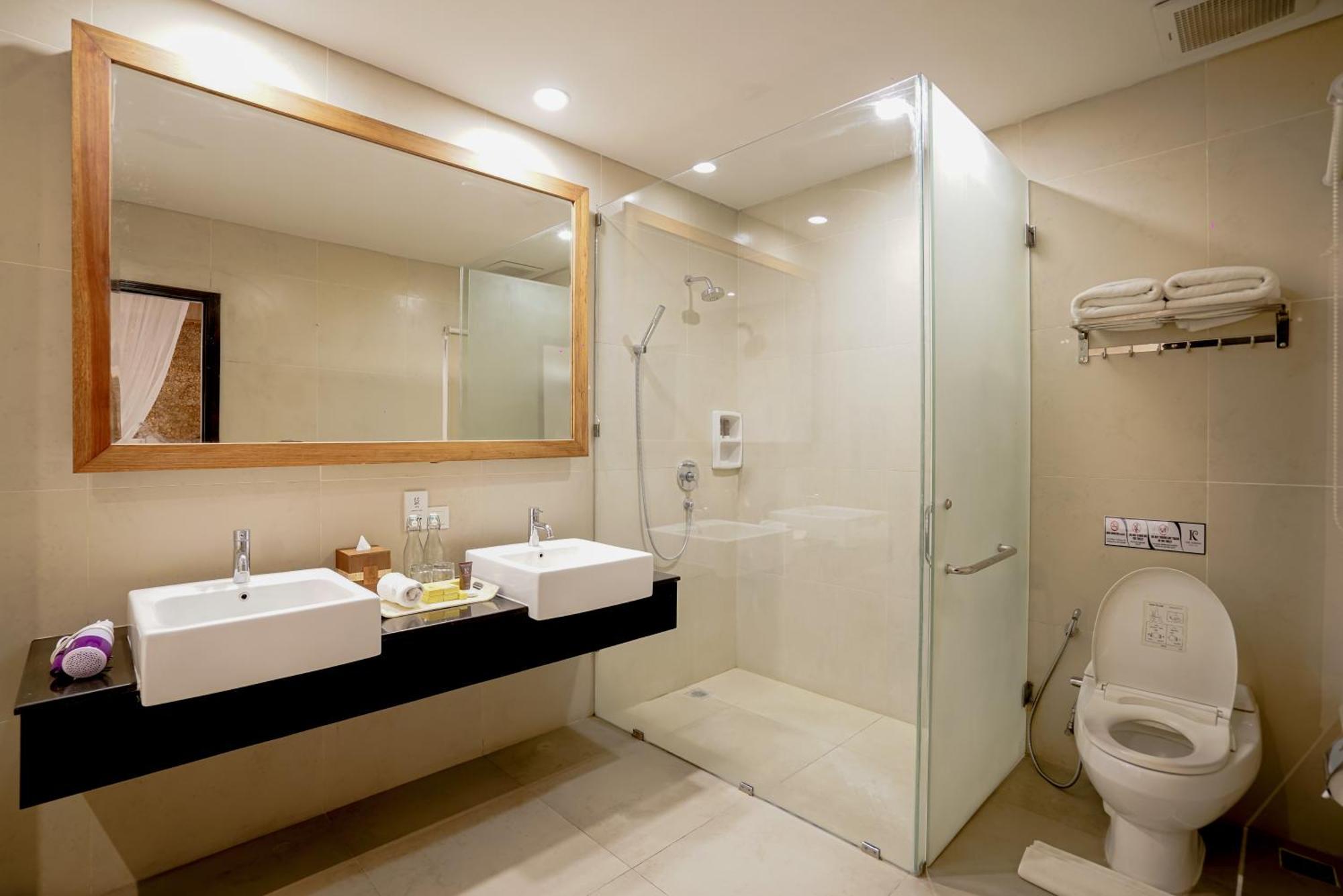 The Kirana Canggu Hotel מראה חיצוני תמונה