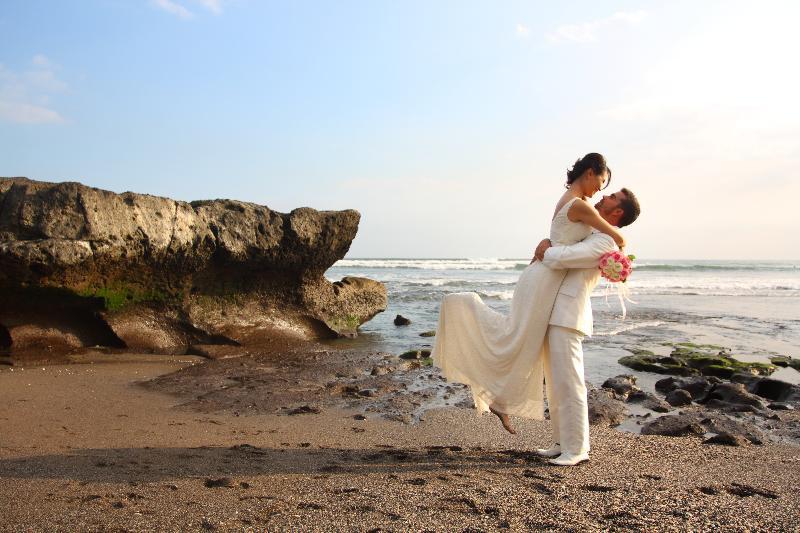 The Kirana Canggu Hotel מראה חיצוני תמונה