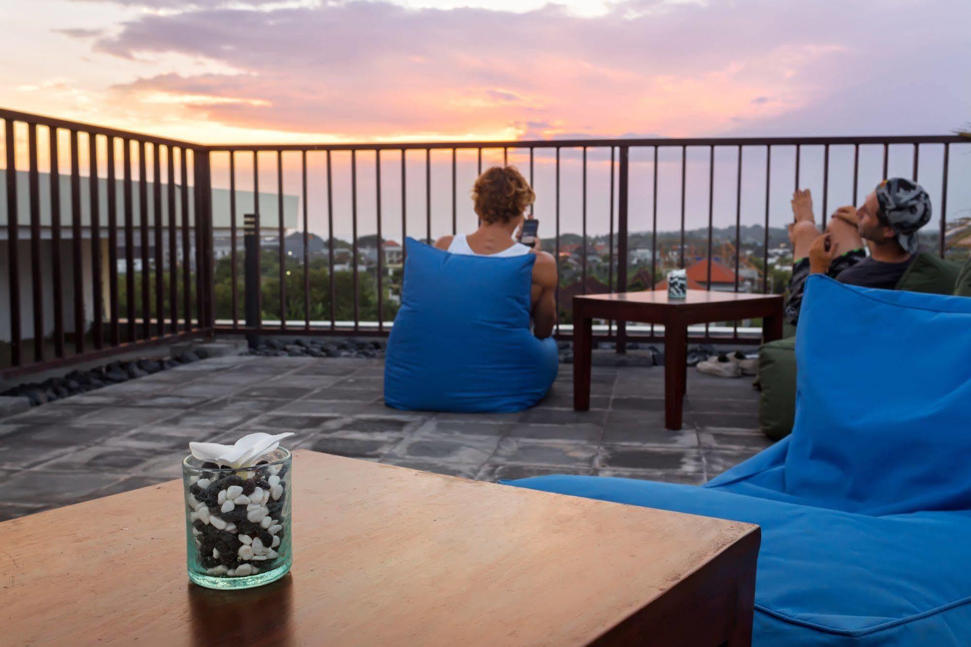 The Kirana Canggu Hotel מראה חיצוני תמונה