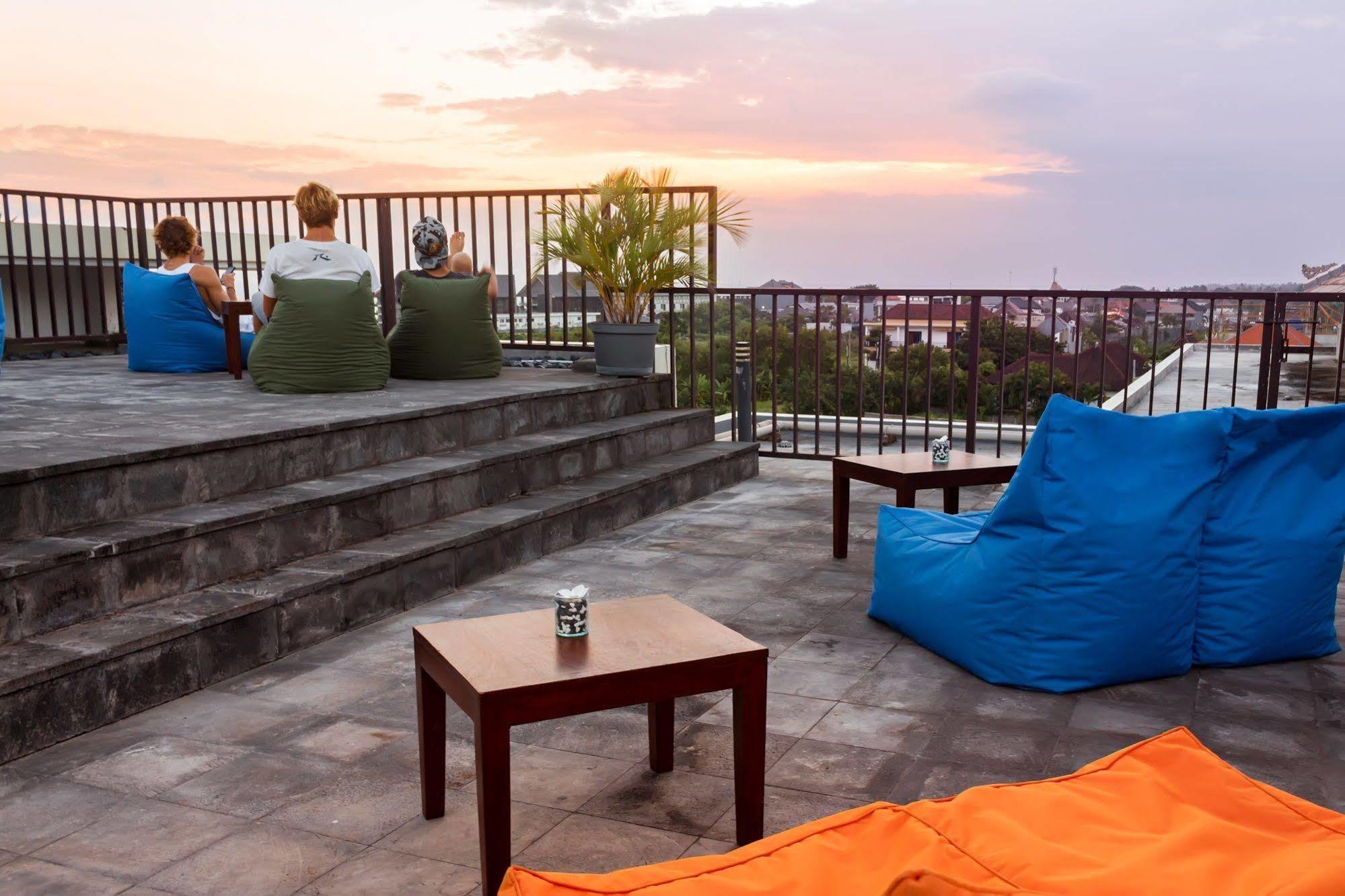 The Kirana Canggu Hotel מראה חיצוני תמונה