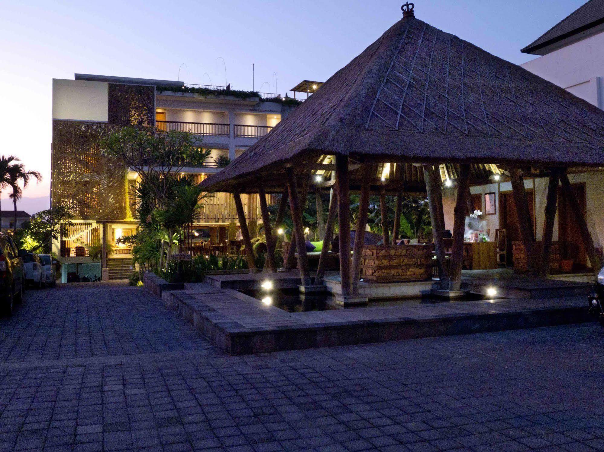 The Kirana Canggu Hotel מראה חיצוני תמונה